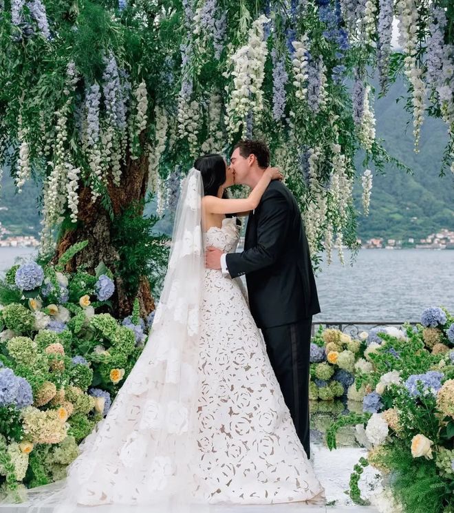 靠5条“驯夫守则”拿捏谷歌老公全网都在抄作业AG真人娱乐华裔妹子炫富爆红TikTok如今(图2)